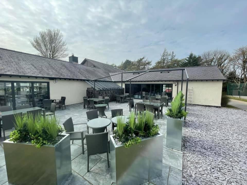 Number 57 Brynteg Hotel Caernarfon Luaran gambar